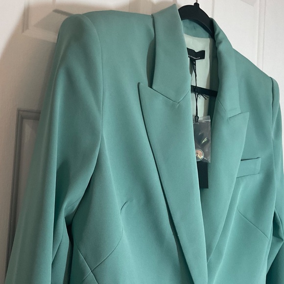 White House Black Market Blazer - Picture 4 of 12